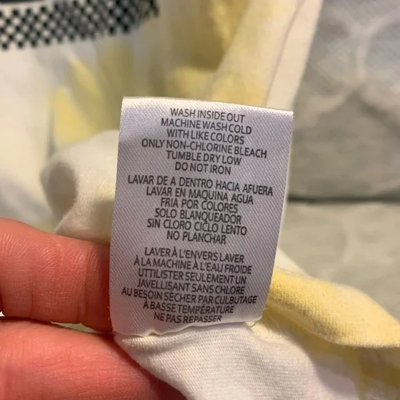 Bart Simpson- Skateboarding Yellow Tye Dye Tee Tshirt Sz:M The Simpson- unisex - Picture 12 of 12